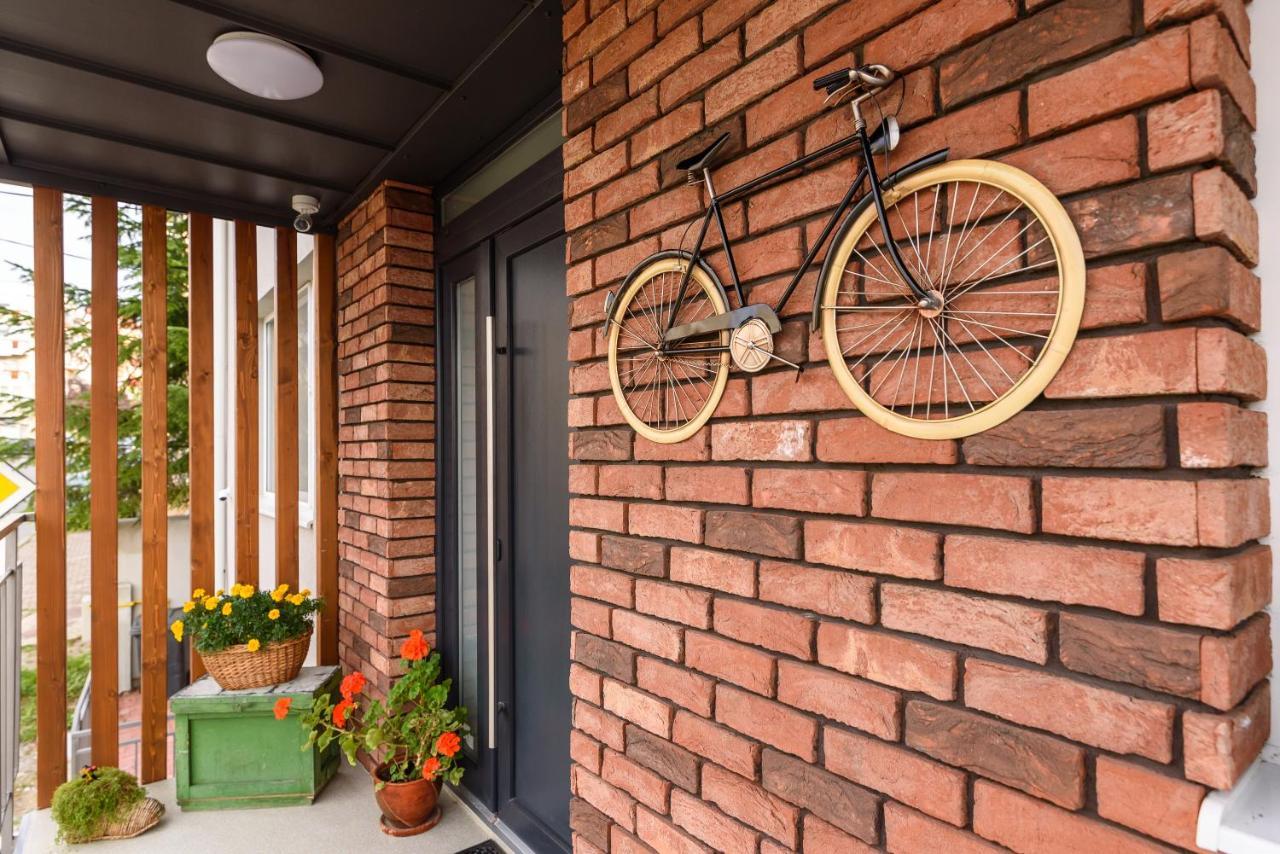 Tamtam Urban Aparthotel Cluj-Napoca Ngoại thất bức ảnh